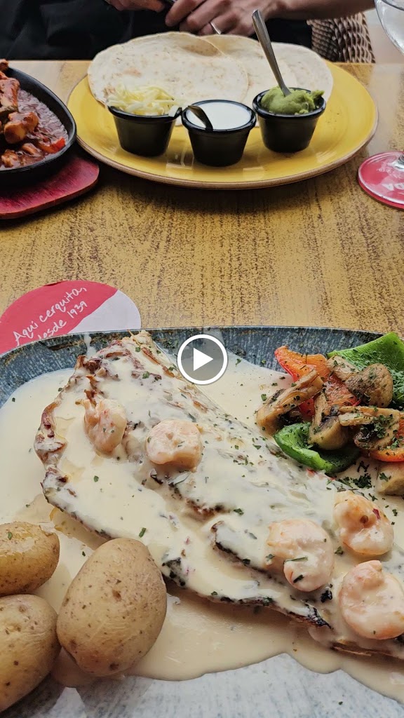 Restaurante La Pardela — Videos