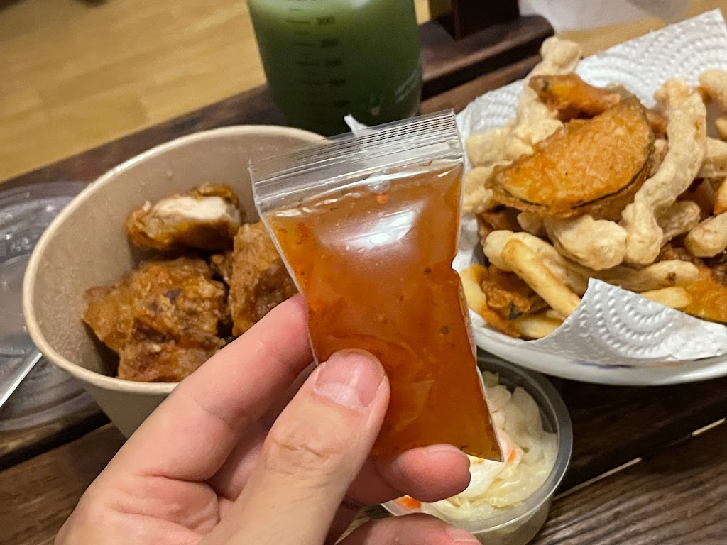 小寶泡菜醬料雞排 的照片