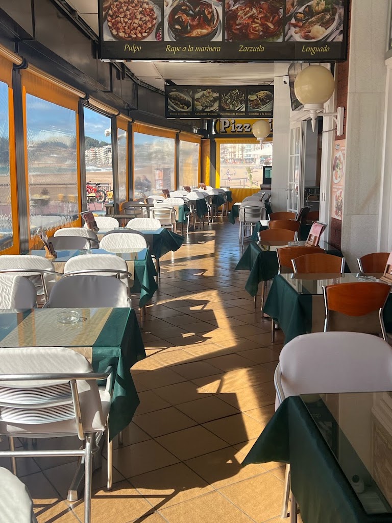 Maxim Restaurant Pizzeria | Lloret de Mar — Ambiente