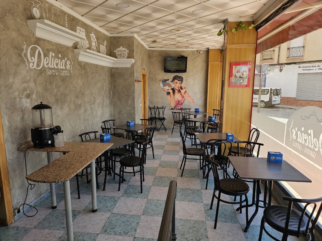 CHURRERIA CAFETERIA DELICIA'S — Ambiente