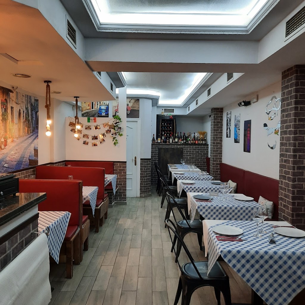 Trattoria Pizzeria Noi del Sud — Ambiente