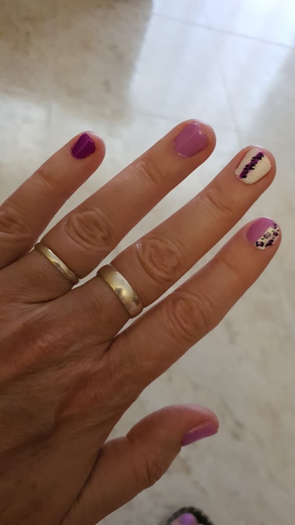 Centro Estetica Anyar — Manicura