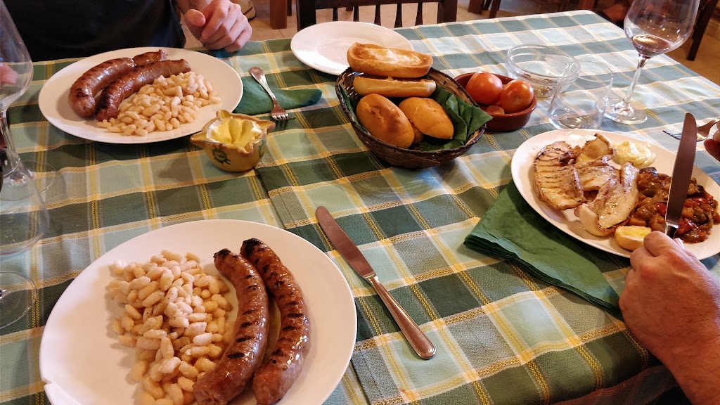 La Masia Cal Vitali — Comida y bebida