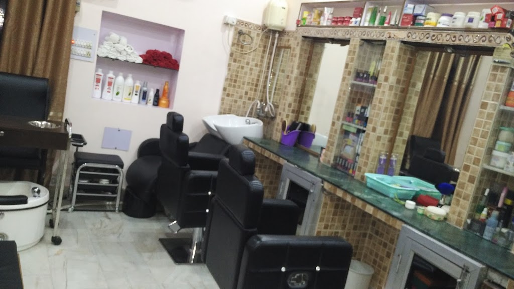 Femina Beauty Parlour