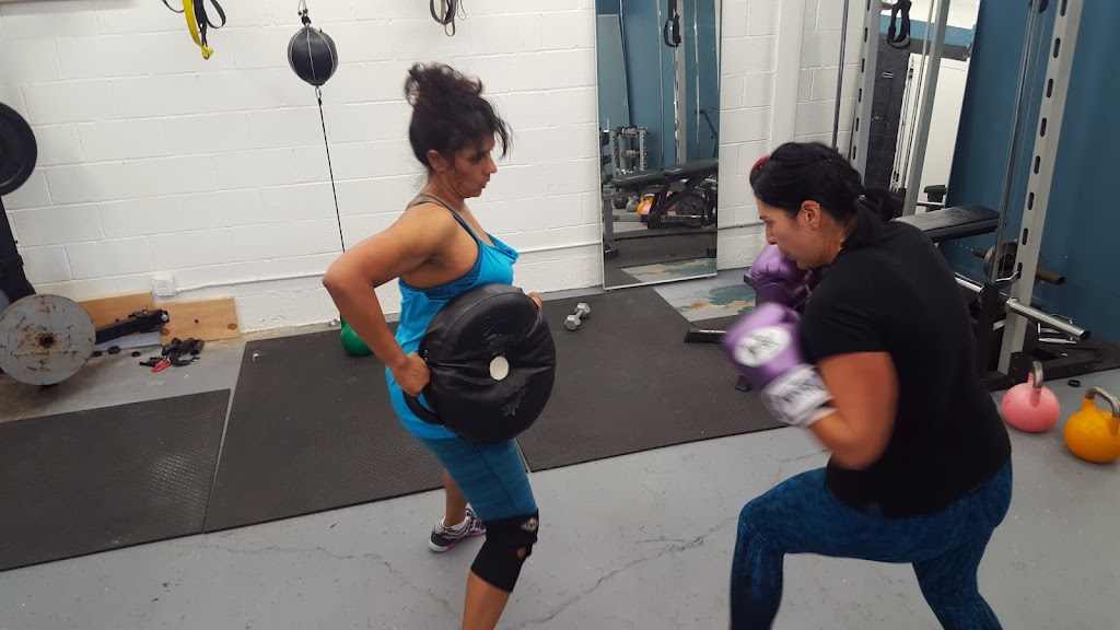  Johann Francis CSCS | Personal Training & Reformer Pilates