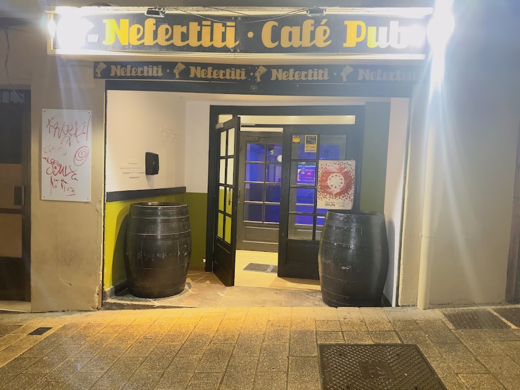 Nefertiti Cafe Pub