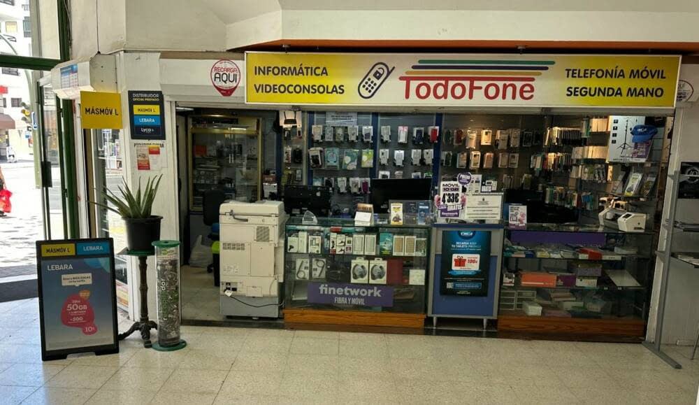 TODOFONE | Venta y Reparacion de moviles — Exterior