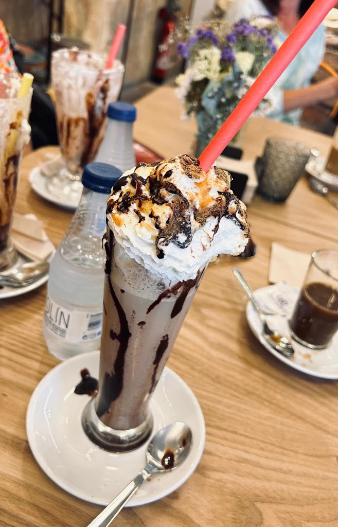 La Tanguela mas canalla — Cafe