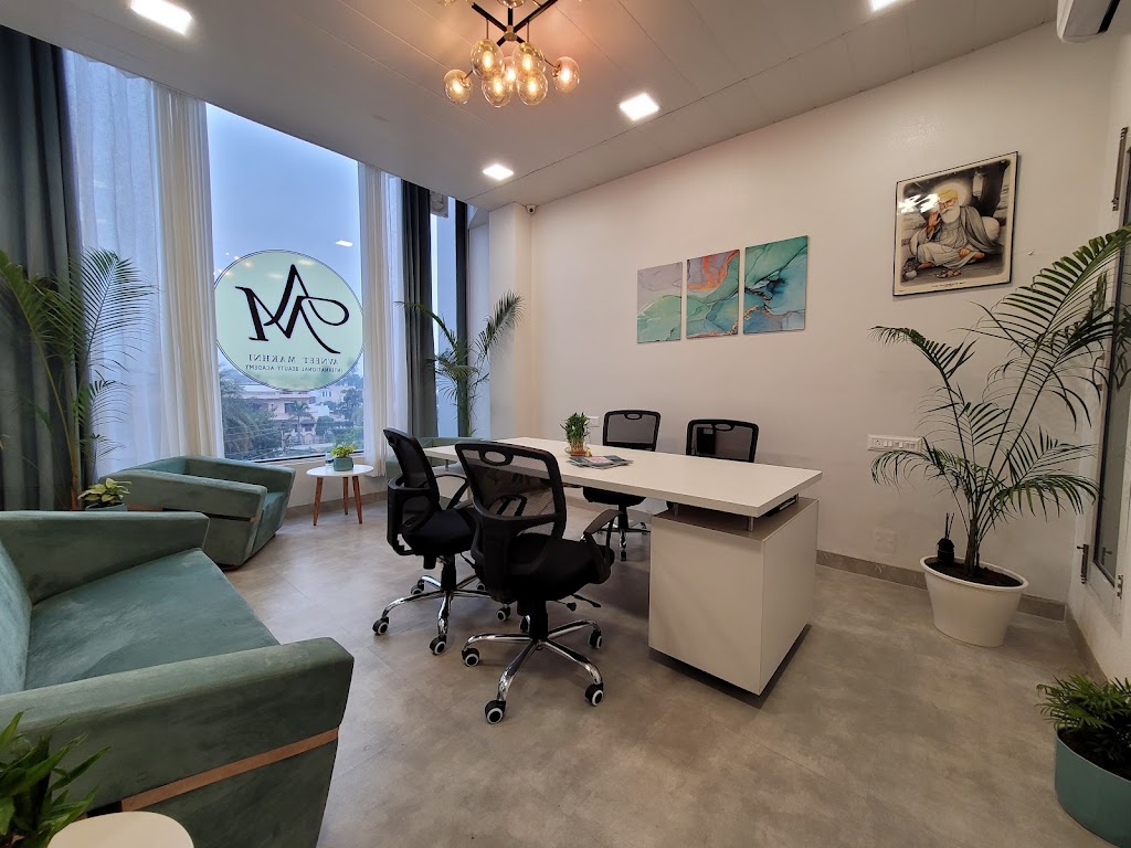 Am International Beauty Academy