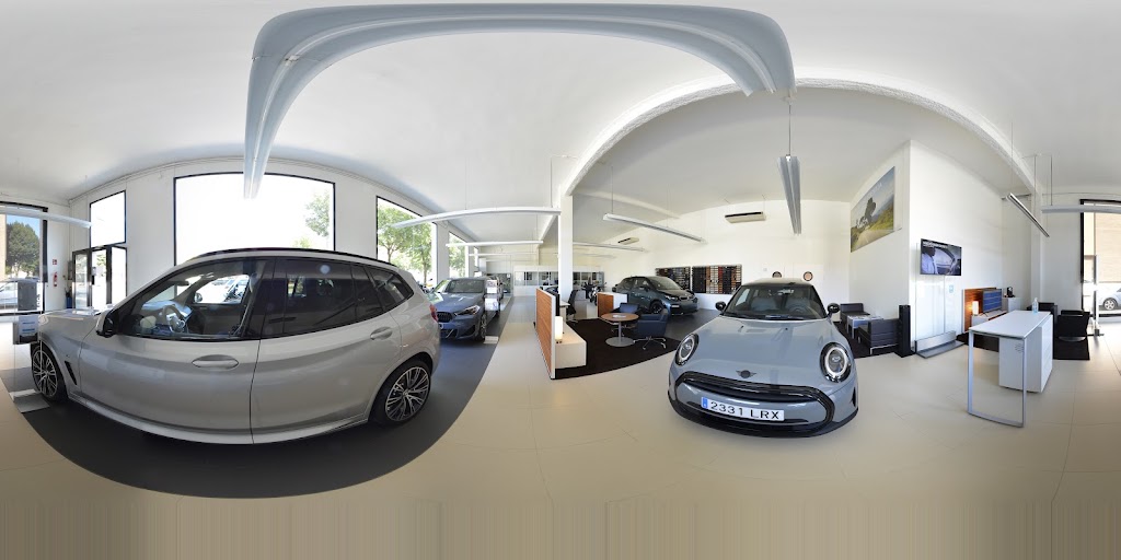 BMW i MINI Oliva Motor Girona - Olot — Street View y 360deg