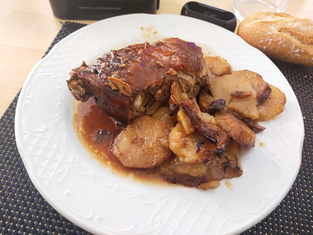 Bar Alpapeo — Comida y bebida