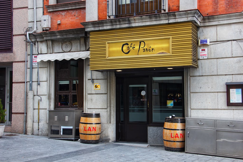 Agencia Reale Bejar 2 — Exterior