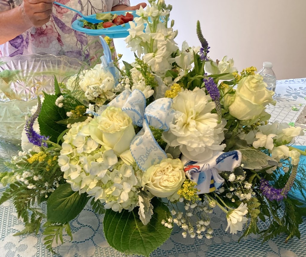 Faith's Flowers Etc.