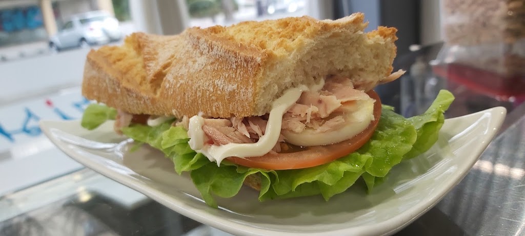 Cafe Bar Irish — Comida y bebida