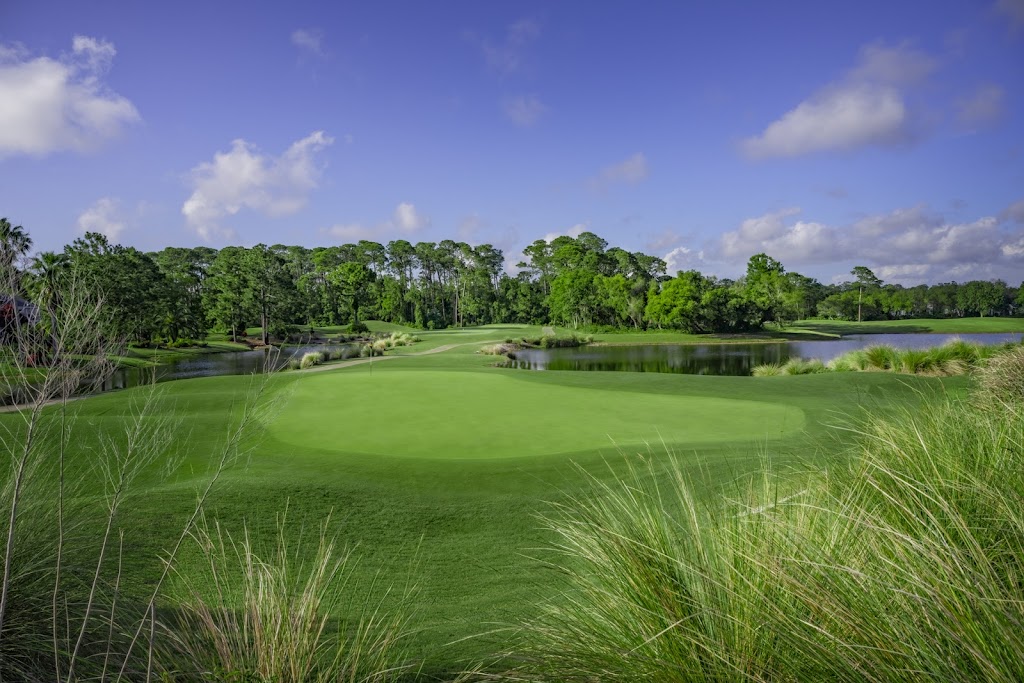  Peninsula Golf & Racquet Club