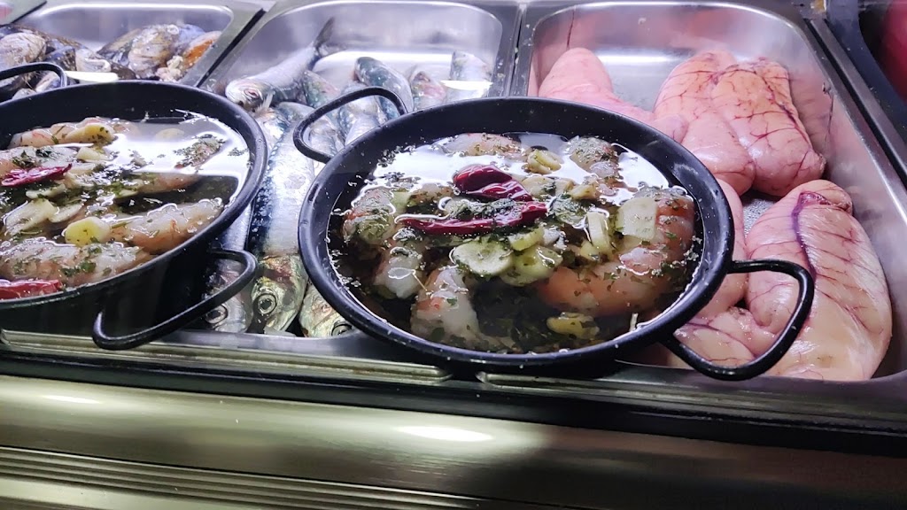 Cerveceria Alcala — Comida y bebida