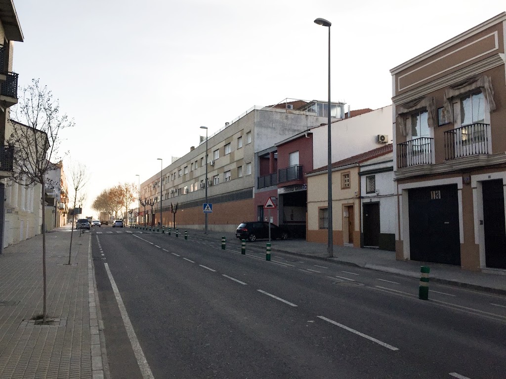 Talleres Gamero — Exterior