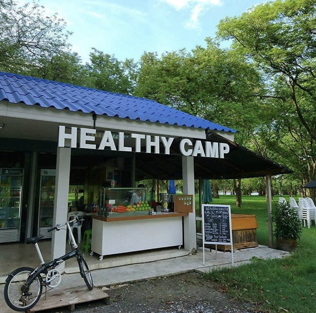 Healthy Camp Home kitchen の写真