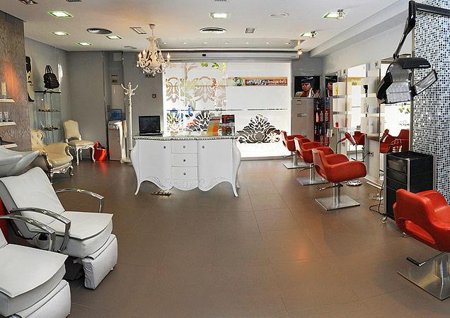 Peluqueria Patricia centro de bronceado — Interior