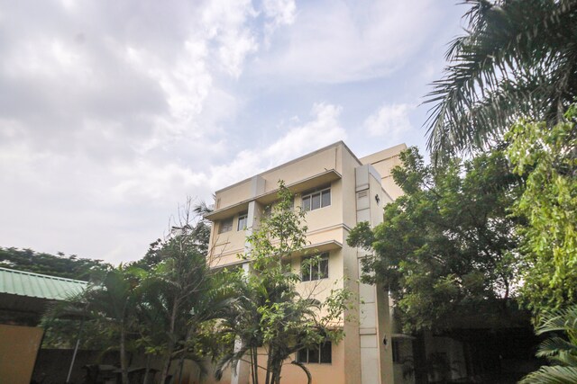 Oyo 67938 Krishna S Garden