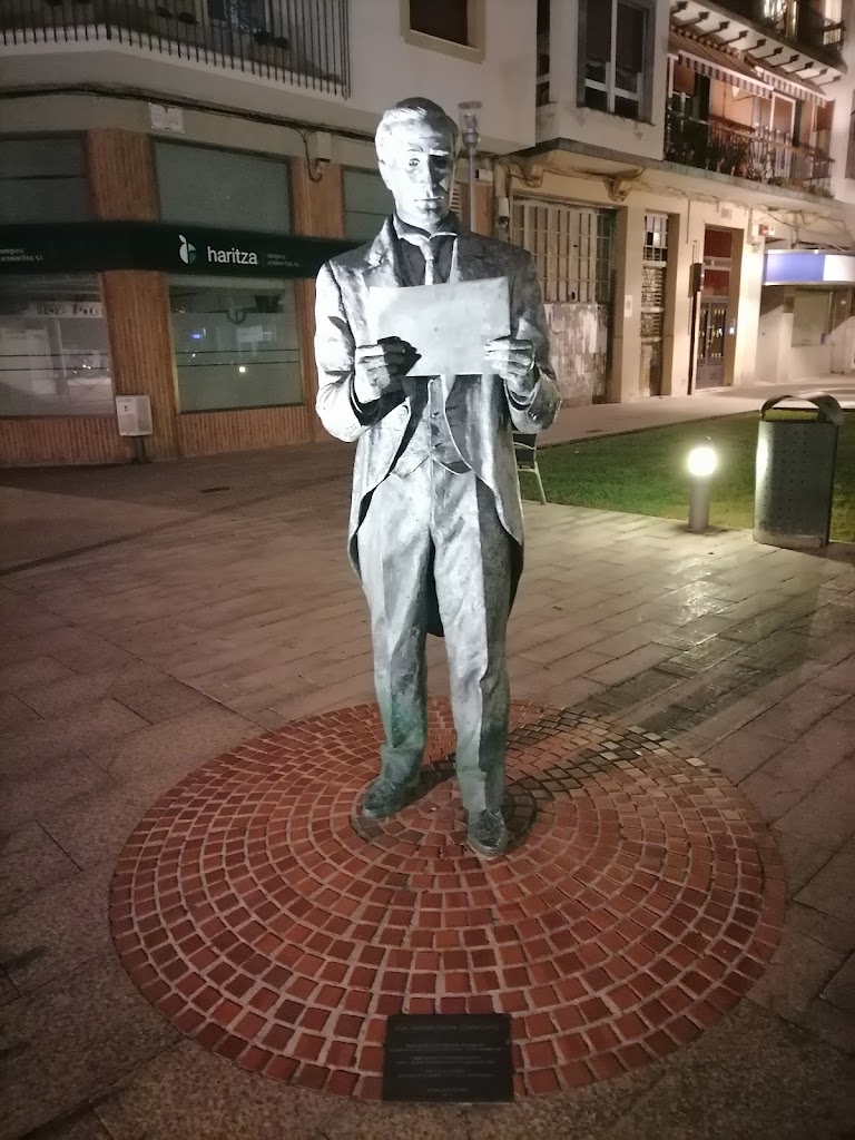 Estatua del Lehendakari Jose Antonio Agirre