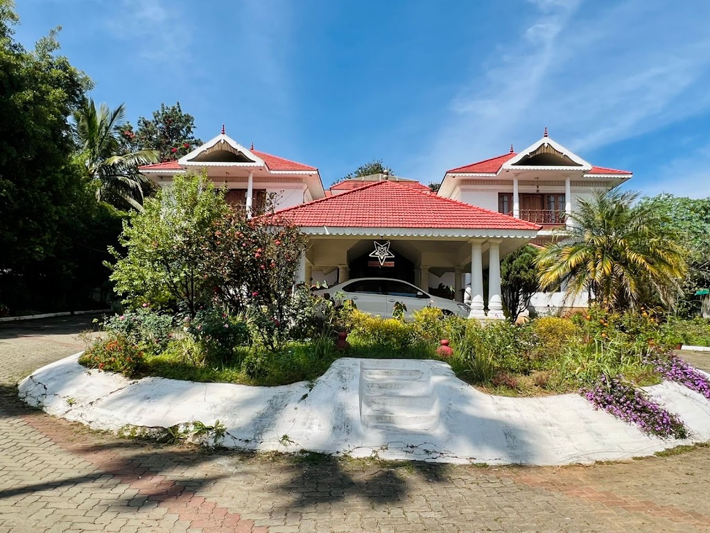 Chandana Royal Resorts