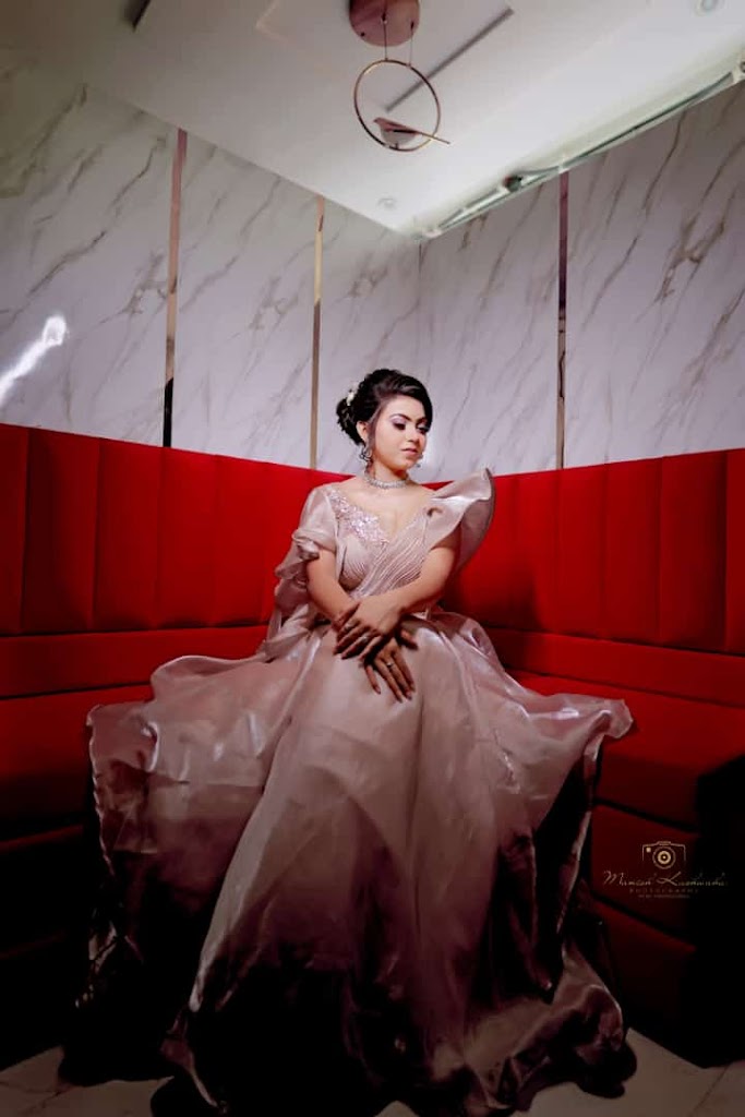 Charming Beauty Parlour