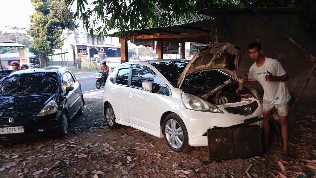 Servis Radiator Pak Srianto
