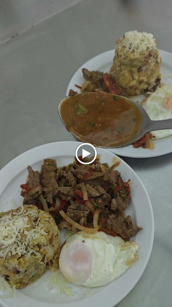Lo Nuestro Bar Restaurante — Videos