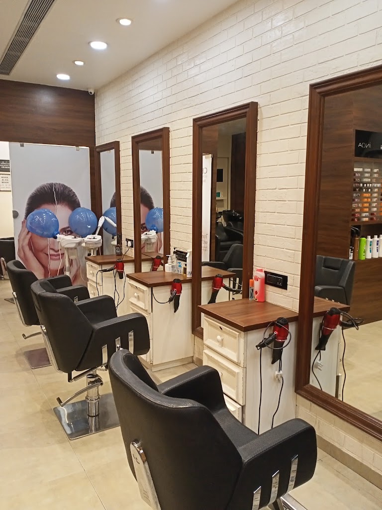 Capello Salon Ginger Mall