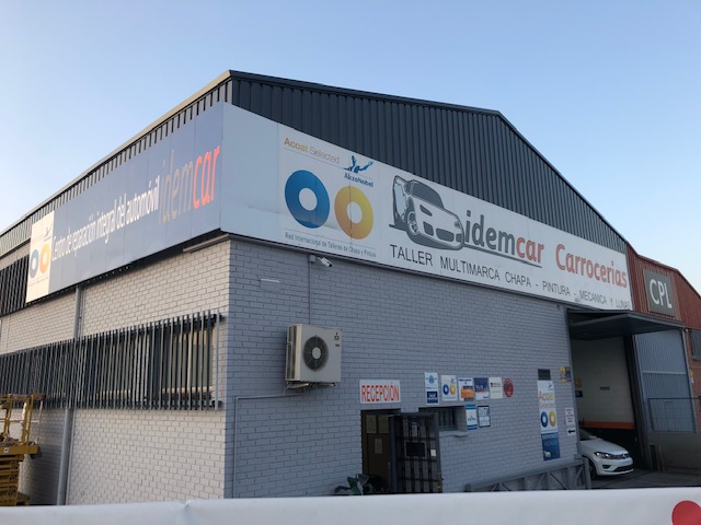 IDEMCAR CARROCERIAS S.L — Exterior