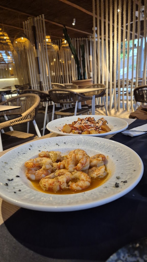 BANGALORE PLAYA — Comida y bebida