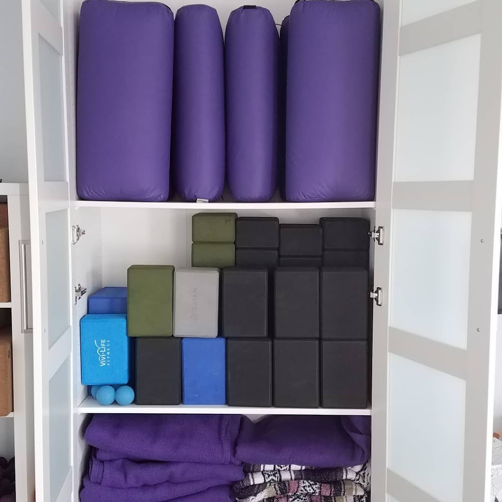  Mojo's House of Yoga with Mary jo Fagundo