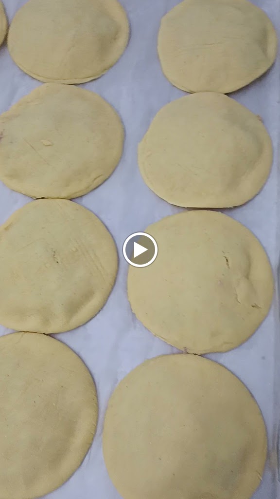 CAFETERIA LAS MIL Y "UNA DELICIA" — Videos