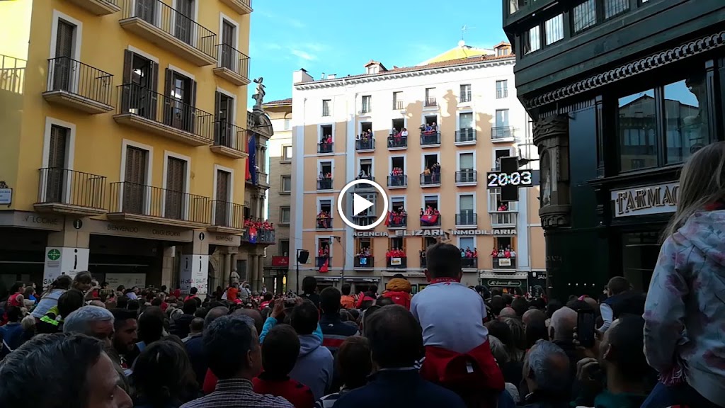 Meson de La NABARRERIA — Videos