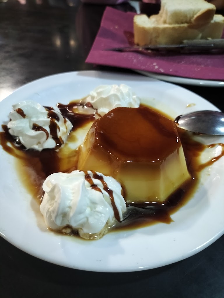 Hostal Noriega — Comida y bebida