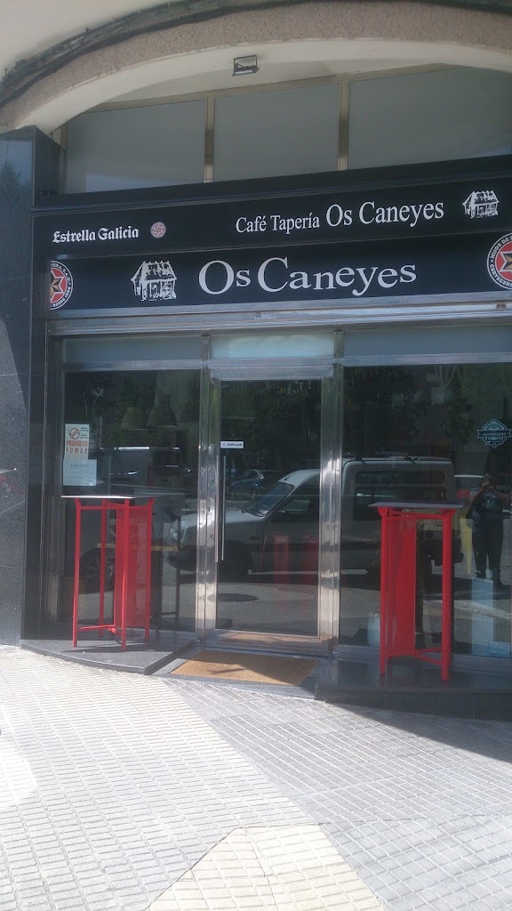 Os Caneyes