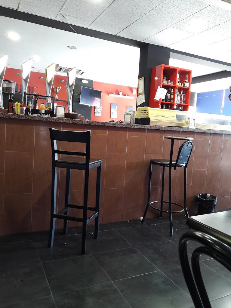 Bar Restaurante Anas — Ambiente