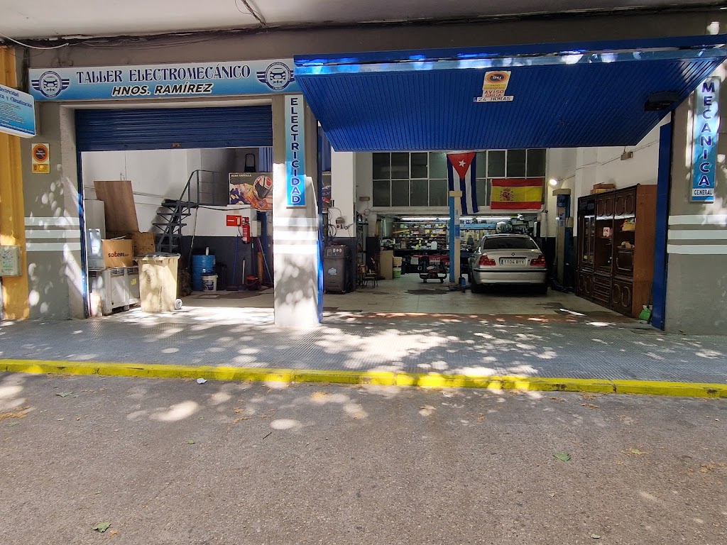 Taller electromecanico Hermanos Ramirez — Exterior