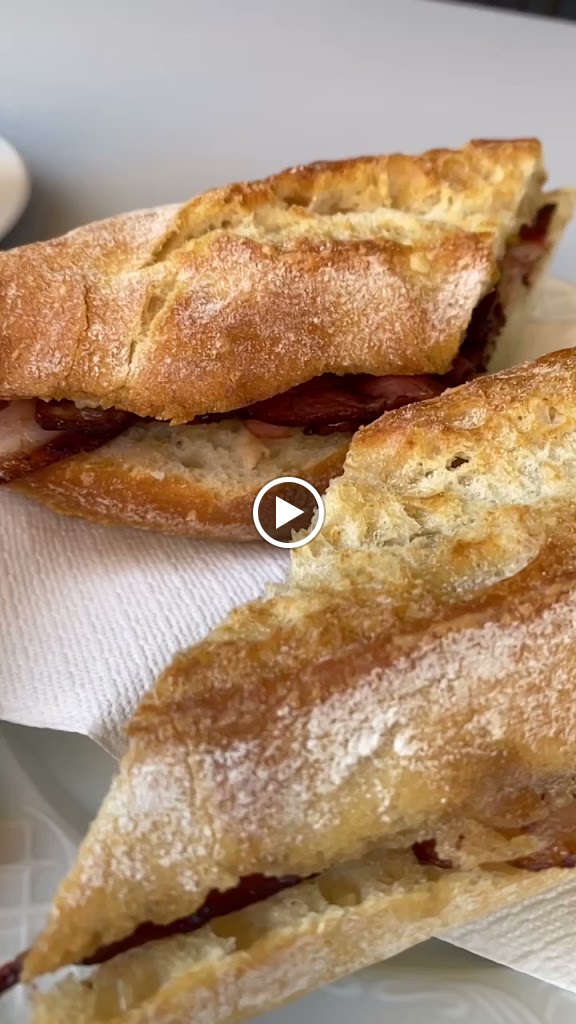 Bar Isa - Bar en Castelldefels — Videos