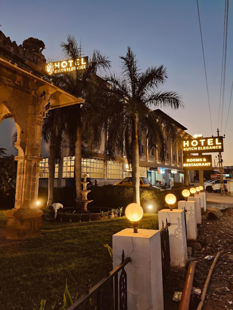 Stayguru Hotel Kutch Elegance