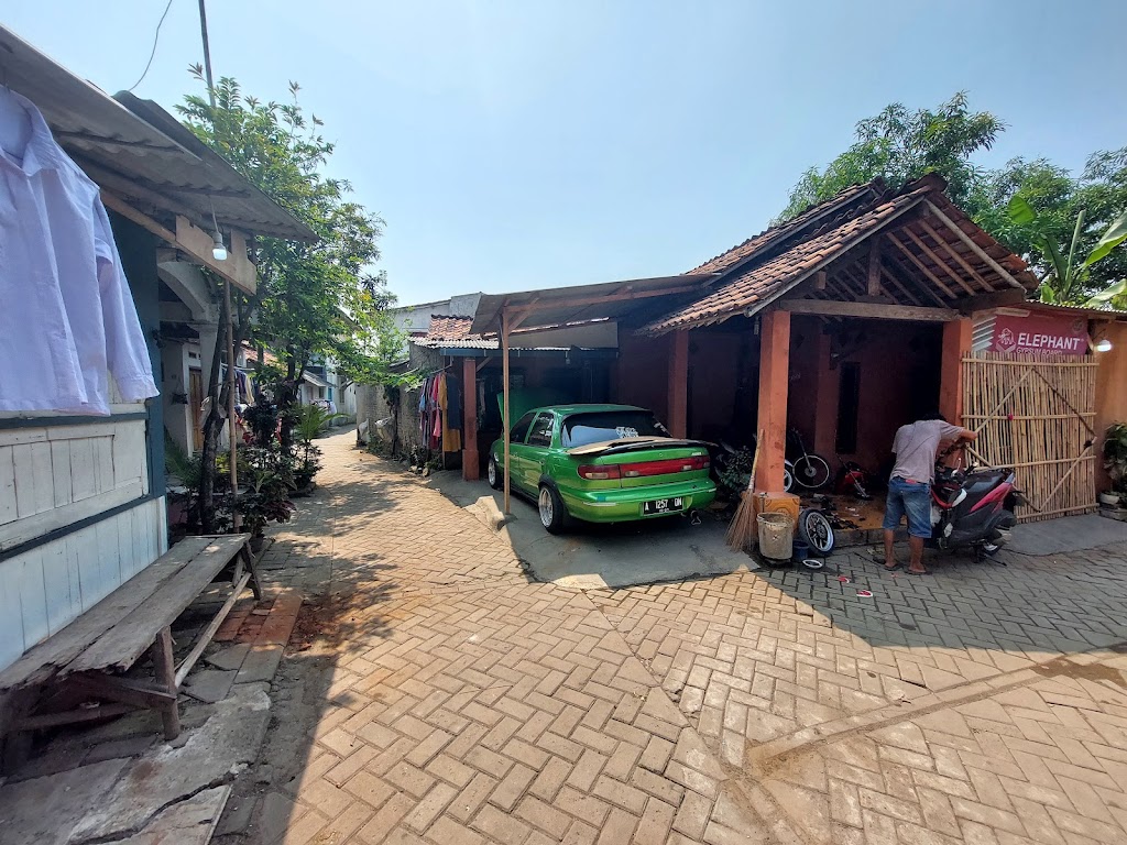 Bengkel Motor Bang Ucel