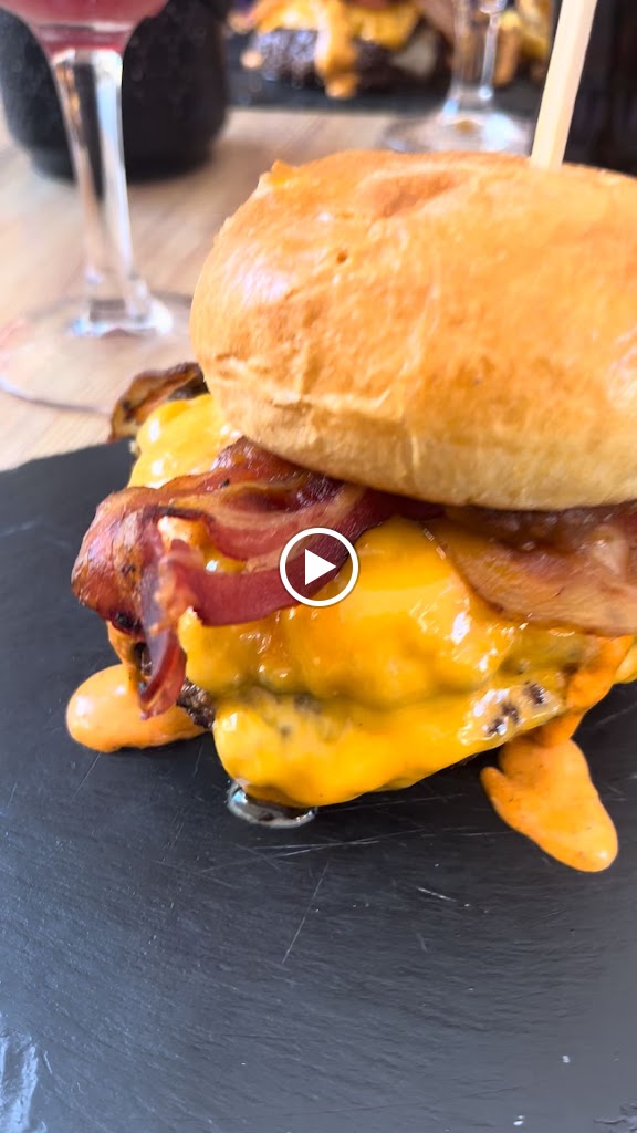 Briochef Burgers Alcala — Videos