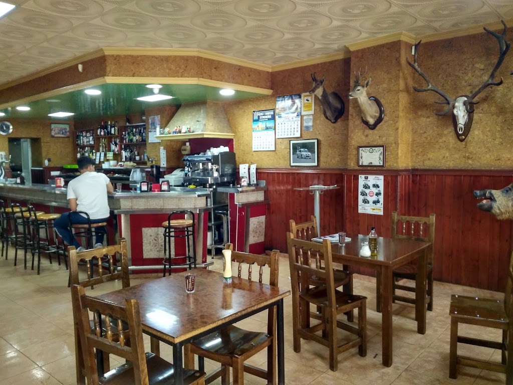 Bar Extremadura Desayunos — Ambiente