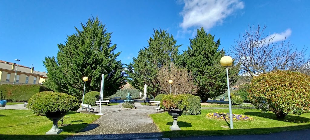 Residencia Landazabal y Centro de dia Landazabal — Exterior