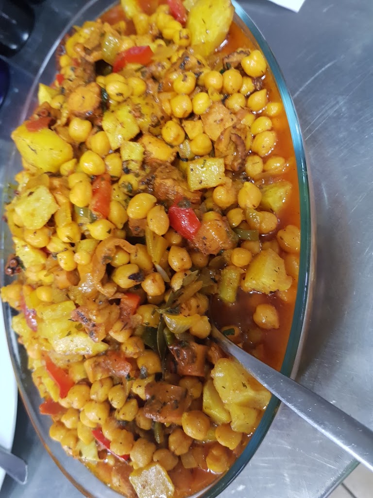 Bar Cafeteria La Estacion — Comida y bebida