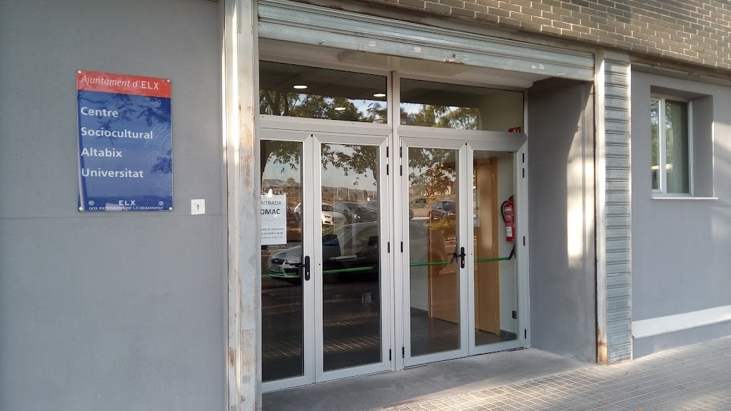 Centro Social Altabix-Universidad