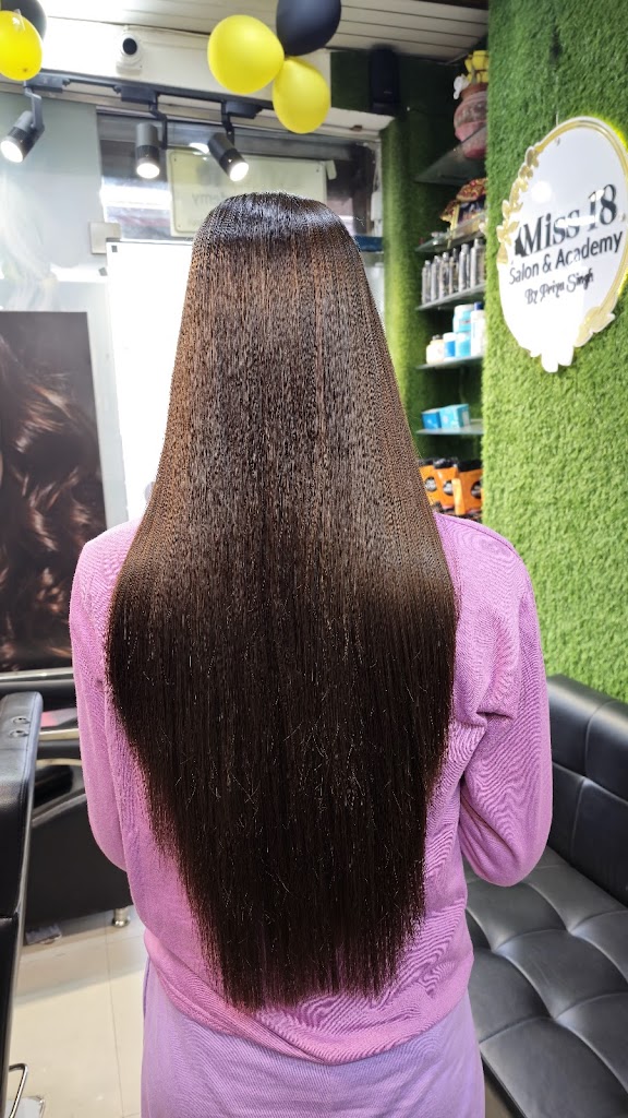 Miss18 Salon Academy Best Beauty Salon Prtap Vihar Ghaziabad Best Makeup Artist In Ghaziabad