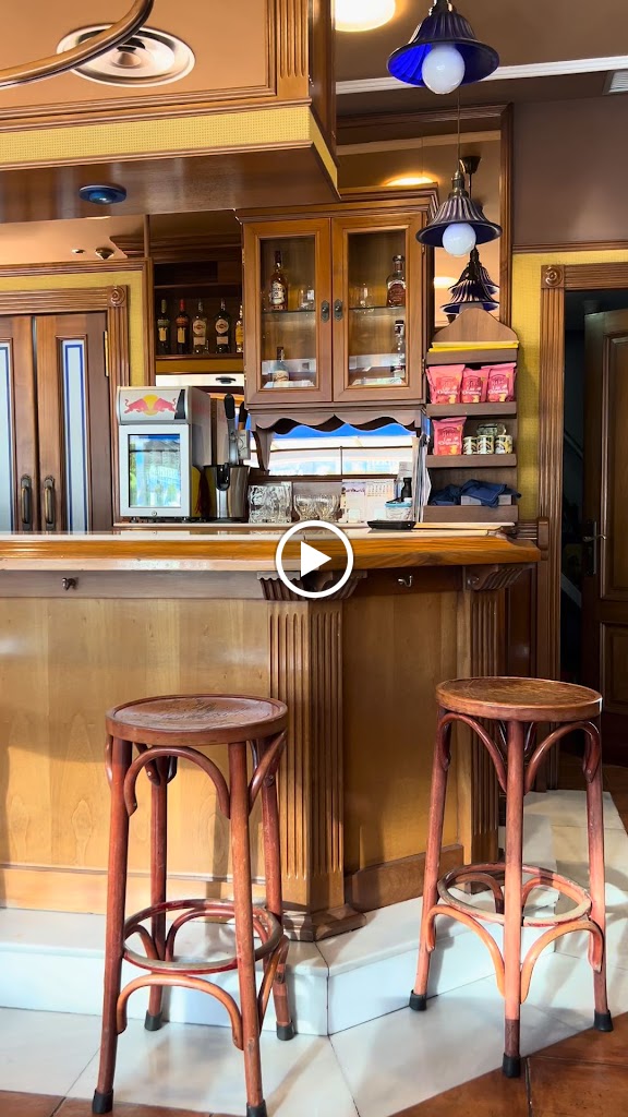 Cafe Pertierra — Videos