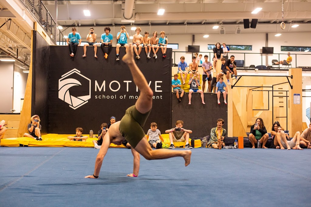  MOTIVE School of Movement